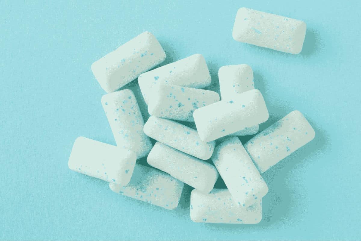 teeth whitening gum